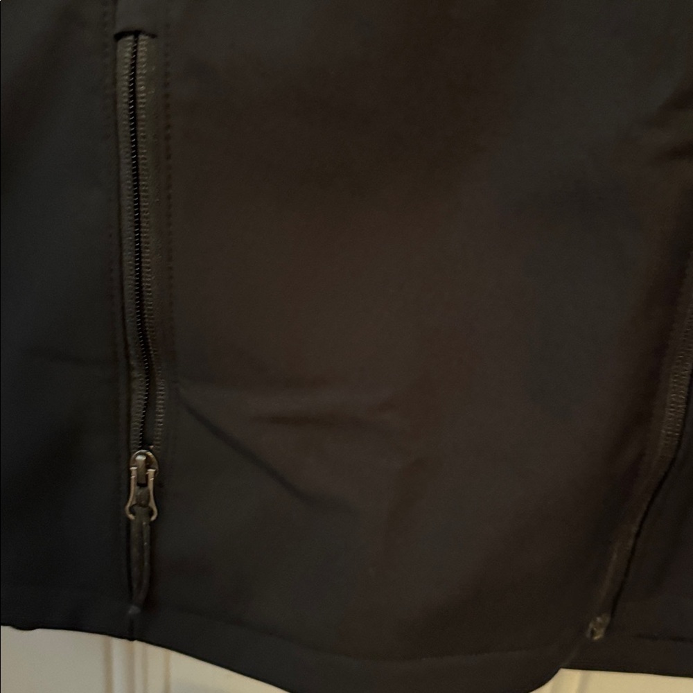 Columbia Black Sleeveless Vest - Picture 7 of 8